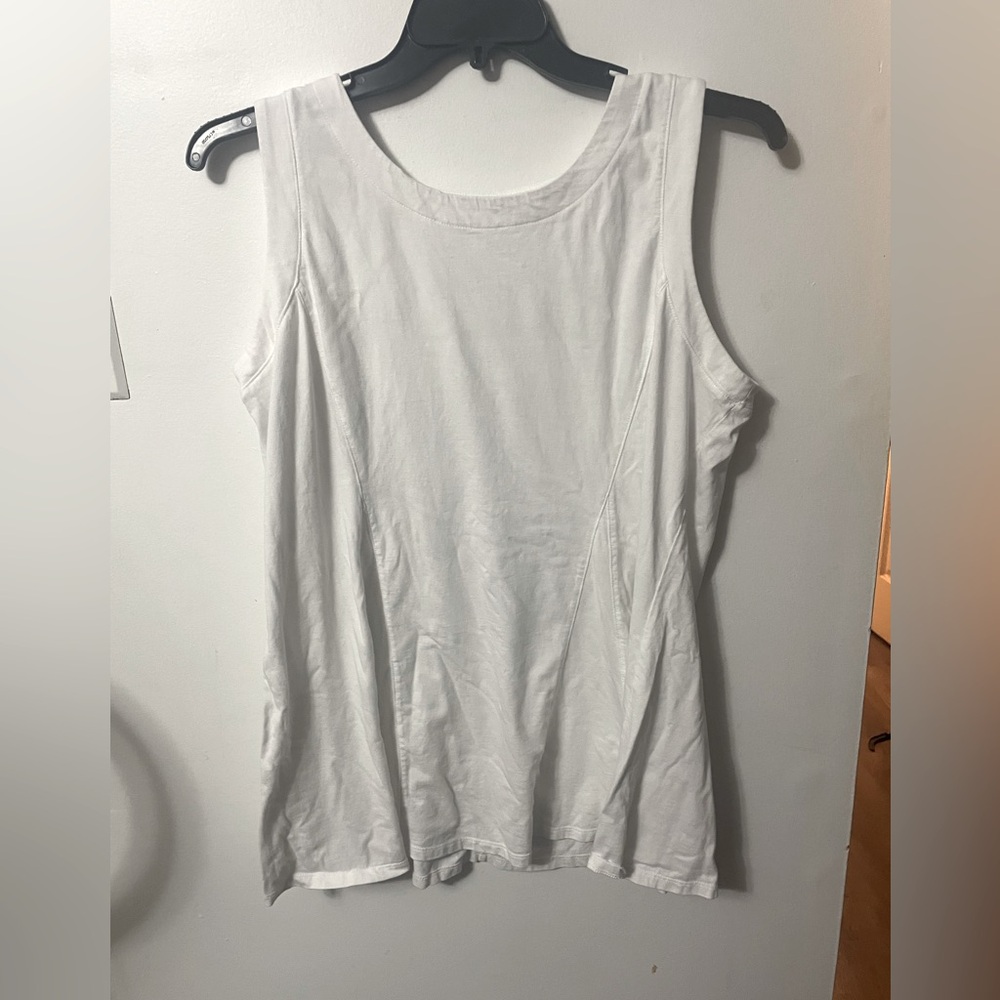WOMAN WITHIN White TANK TOP Large 
sleeveless scoop neck